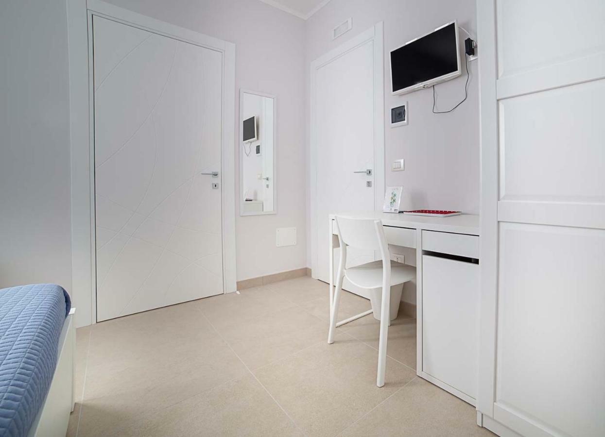 אבולה Le Vele B&B מראה חיצוני תמונה